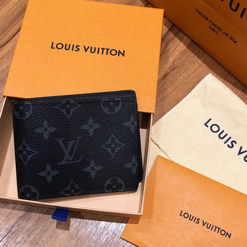 Lv中性棋盤格對折短夾（專櫃售價17900）-2