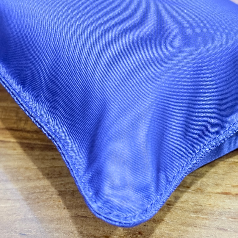 未使用閒置品💜經典尼龍Prada萬用收納包 內膽包 手機護照可放 化妝包-7