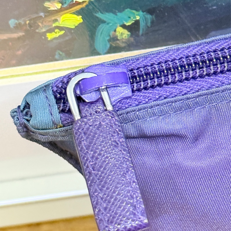 未使用閒置品💜經典尼龍Prada萬用收納包 內膽包 手機護照可放 化妝包-25