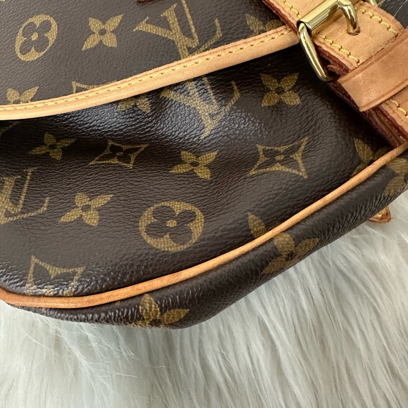 LV M42256 老花金釦雙層馬鞍包 斜背包-10