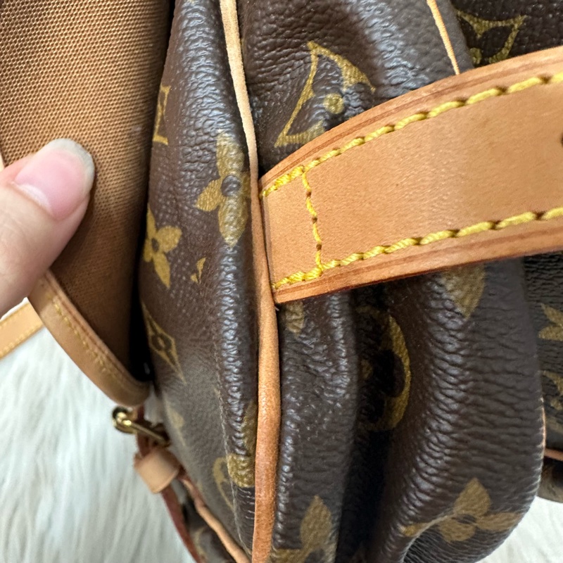 LV M42256 老花金釦雙層馬鞍包 斜背包-22