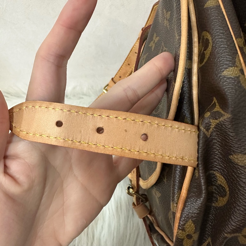 LV M42256 老花金釦雙層馬鞍包 斜背包-25