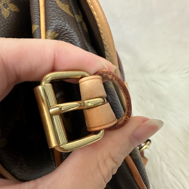 LV M42256 老花金釦雙層馬鞍包 斜背包-29