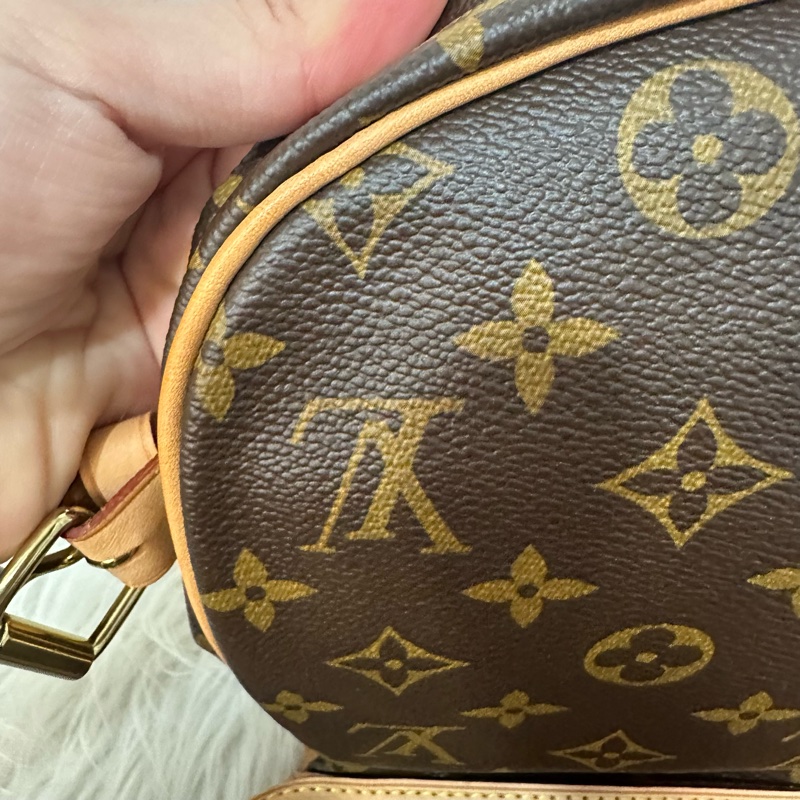 LV M42256 老花金釦雙層馬鞍包 斜背包-47