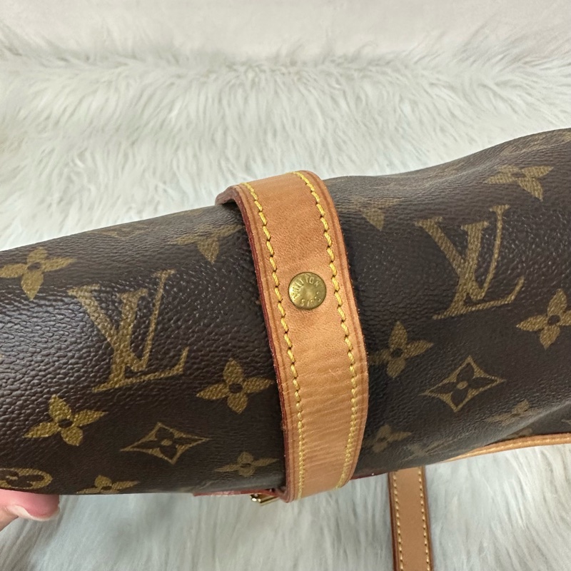 LV M42256 老花金釦雙層馬鞍包 斜背包-56