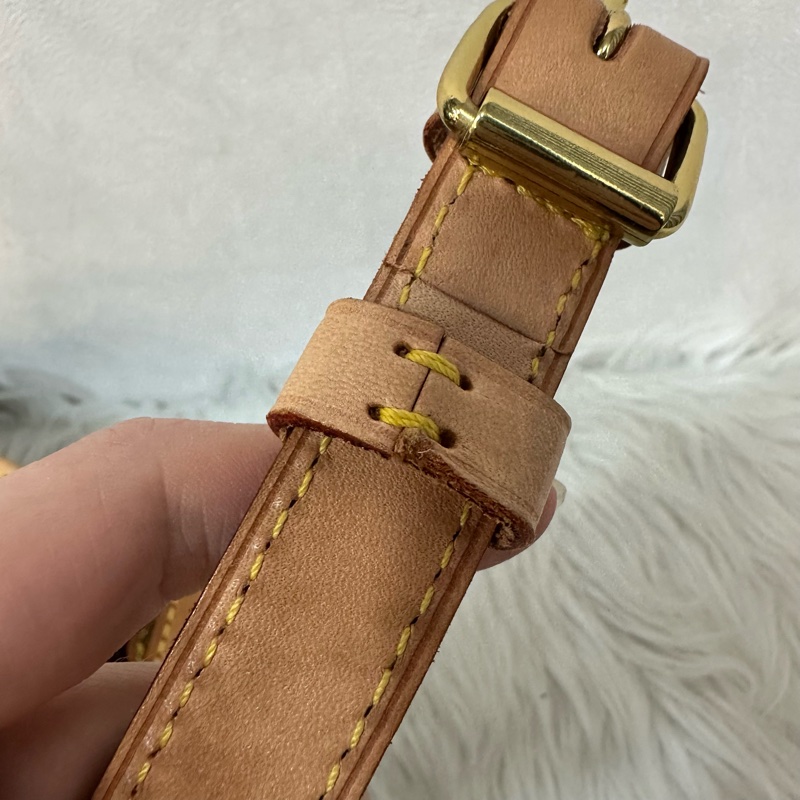 LV M42256 老花金釦雙層馬鞍包 斜背包-98