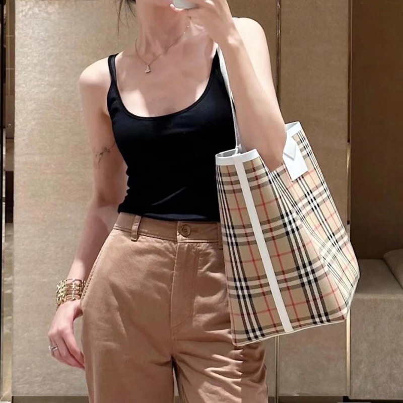 Burberry London tote ( White )-4