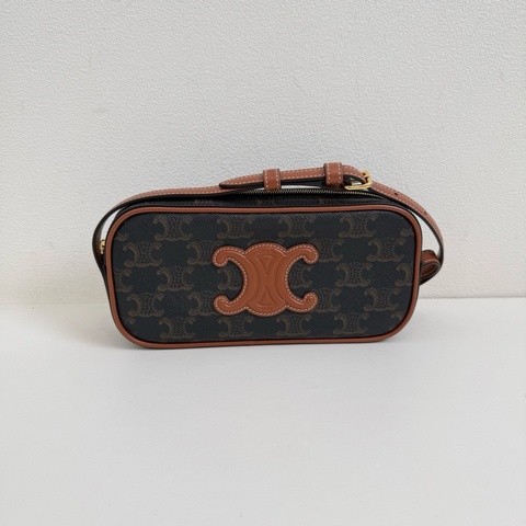 賽琳/Celine 深棕色標誌印花迷你單肩包 金扣  尺寸:19*10*3cm