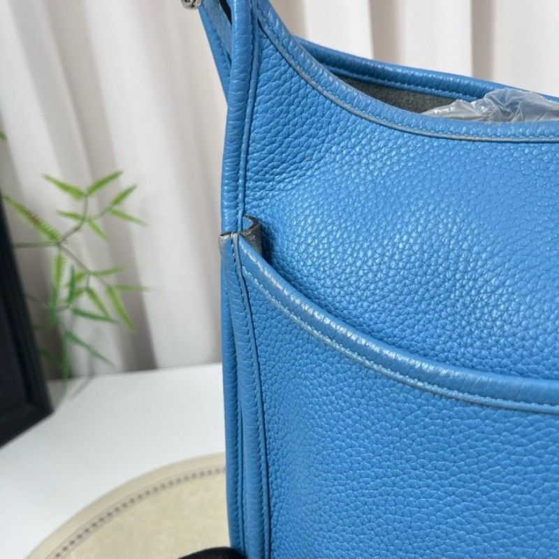 wwh bj HERMES愛馬仕 框R刻 牛仔藍Evelyne伊芙琳29 經典款 皮質細膩 五金亮澤 銀扣 肩帶可調節 可單肩可斜挎-17