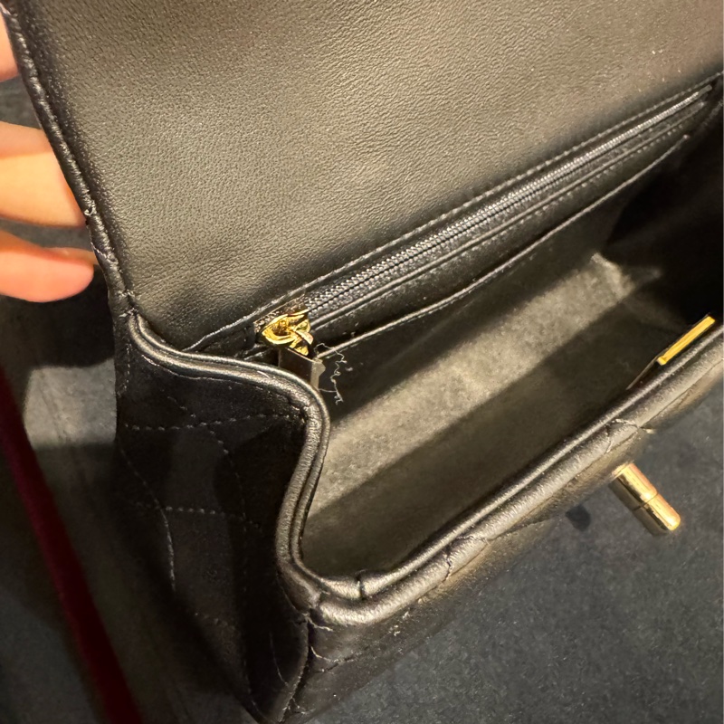 chanel黑羊皮coco handle20-21