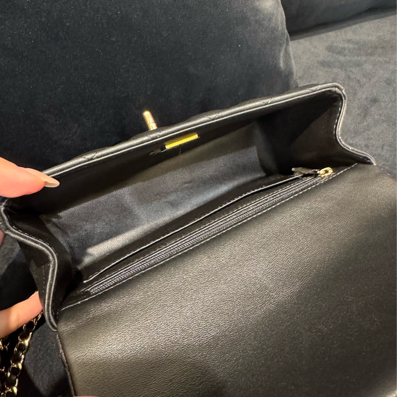 chanel黑羊皮coco handle20-23