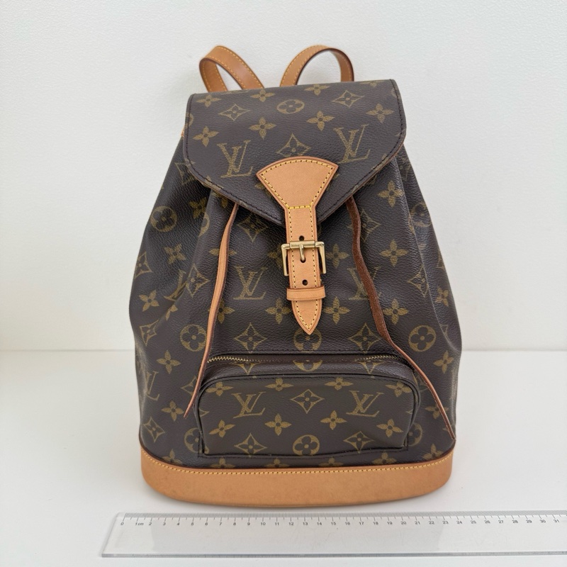 Louis Vuitton路易威登 深棕色雙肩包 金扣-1