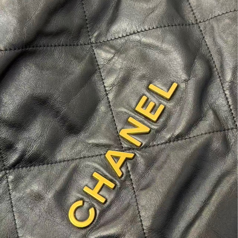 Chanel 黑金 22 bag 中號-2
