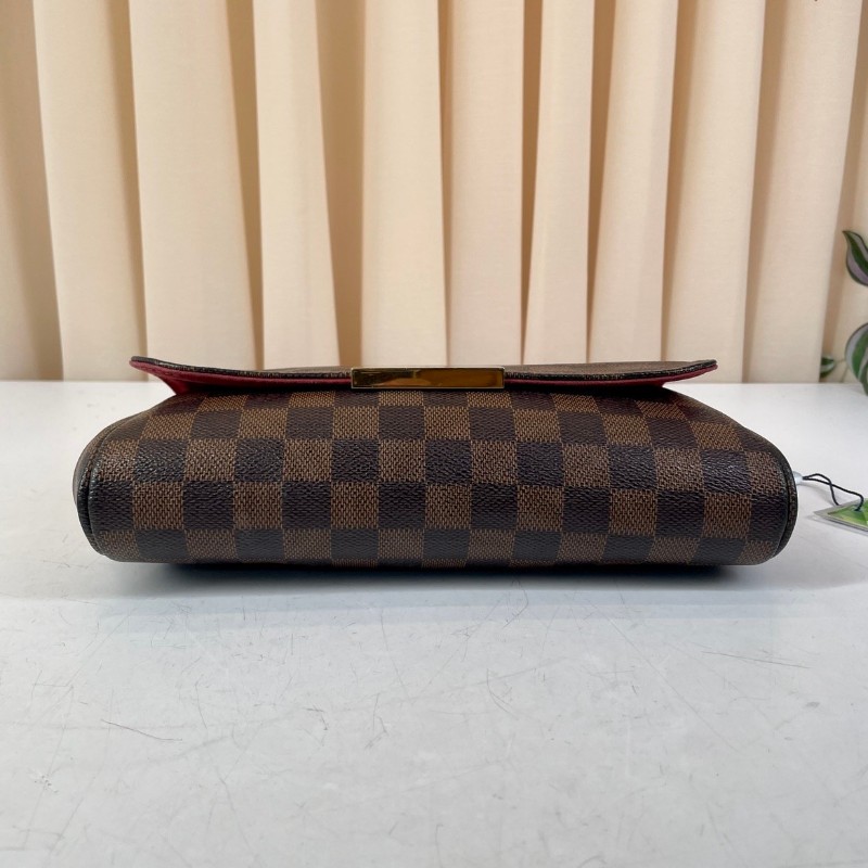 LV路易威登棕棋盤單肩腋下斜挎包 實用性高 搭配清冷風的棋盤格 知性而自我-4