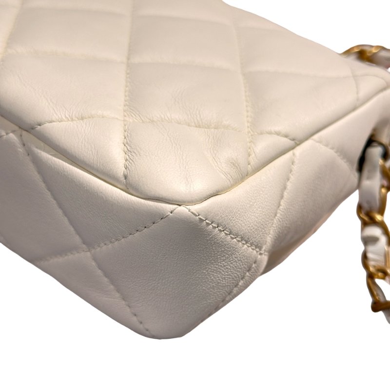 CHANEL 23S HEART CLASSIC FLAP Cross Body Bag White GHW-2