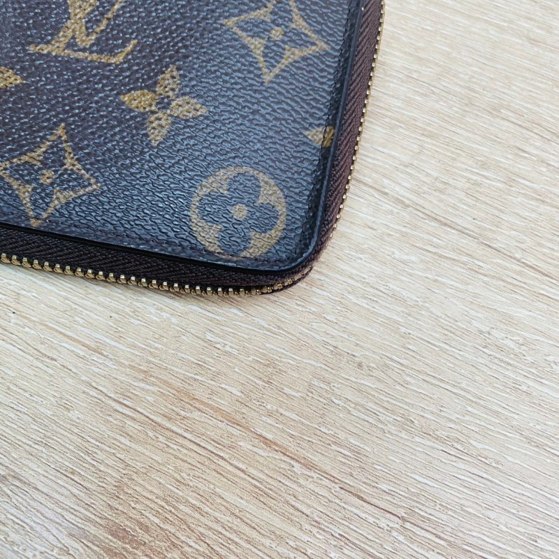 LV  路易威登 經典老花 長款拉鏈錢包 內裡多夾層-13