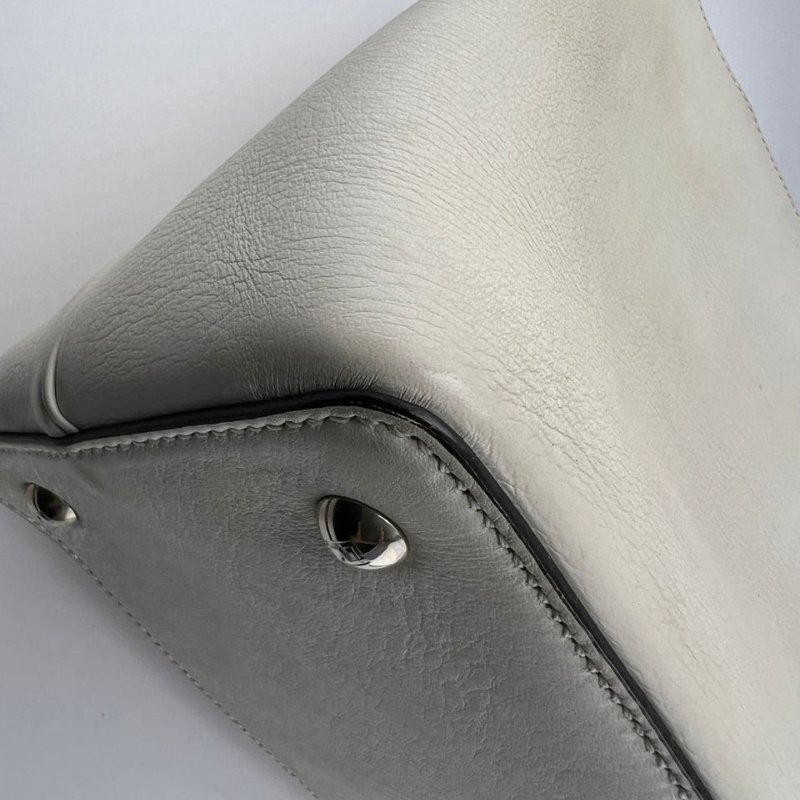 Fendi 2Jours Flowerland 花朵鉚釘手提包-14