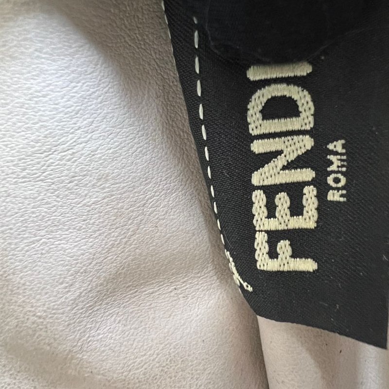 Fendi 2Jours Flowerland 花朵鉚釘手提包-16