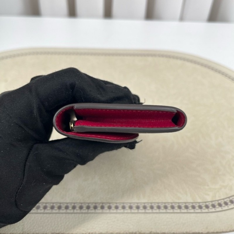 LV路易威登 老花短款豆豆錢包 經典老花配紅色內裡 有拉鏈隔層-8