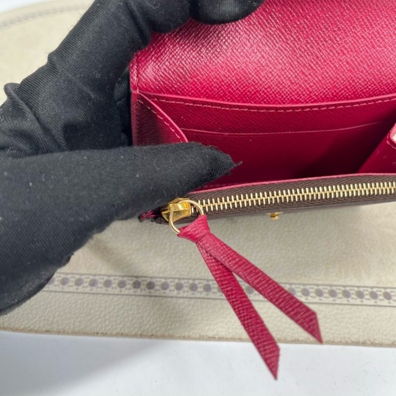 LV路易威登 老花短款豆豆錢包 經典老花配紅色內裡 有拉鏈隔層-12