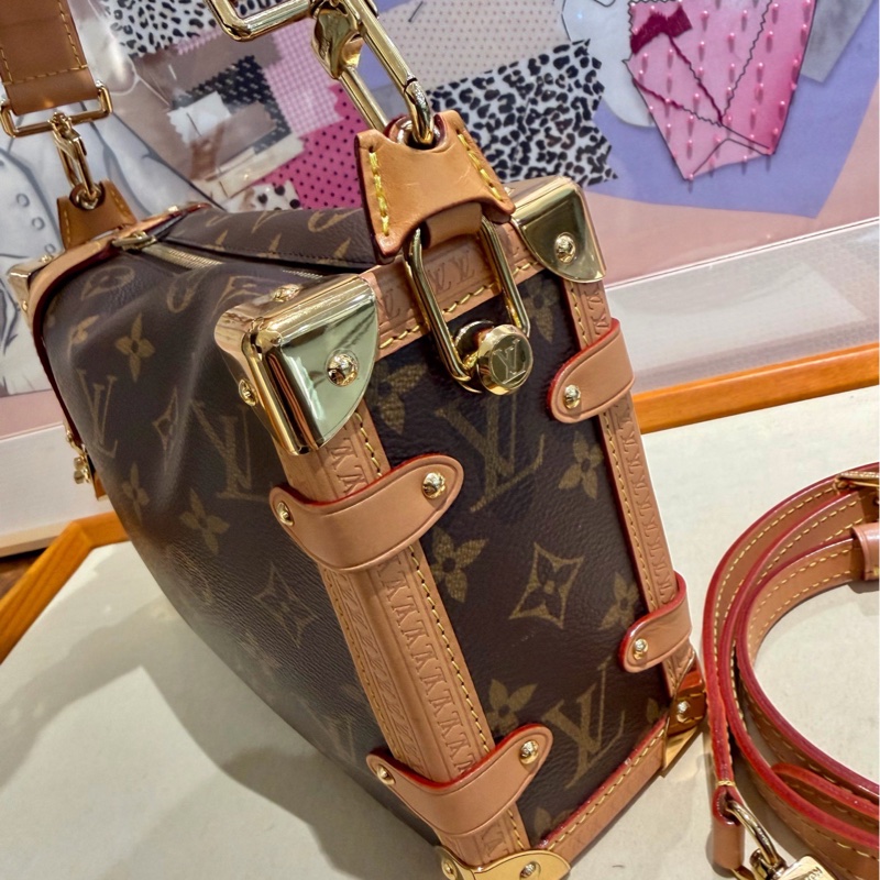 LV路易威登 Side Trunk中號軟盒子 谷愛凌同款 容量足夠 氣場十足 優雅的力量感-2