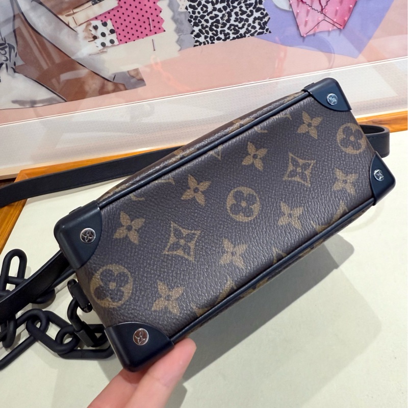 LV路易威登 棕色老花 mini soft trunk 軟盒子包-7