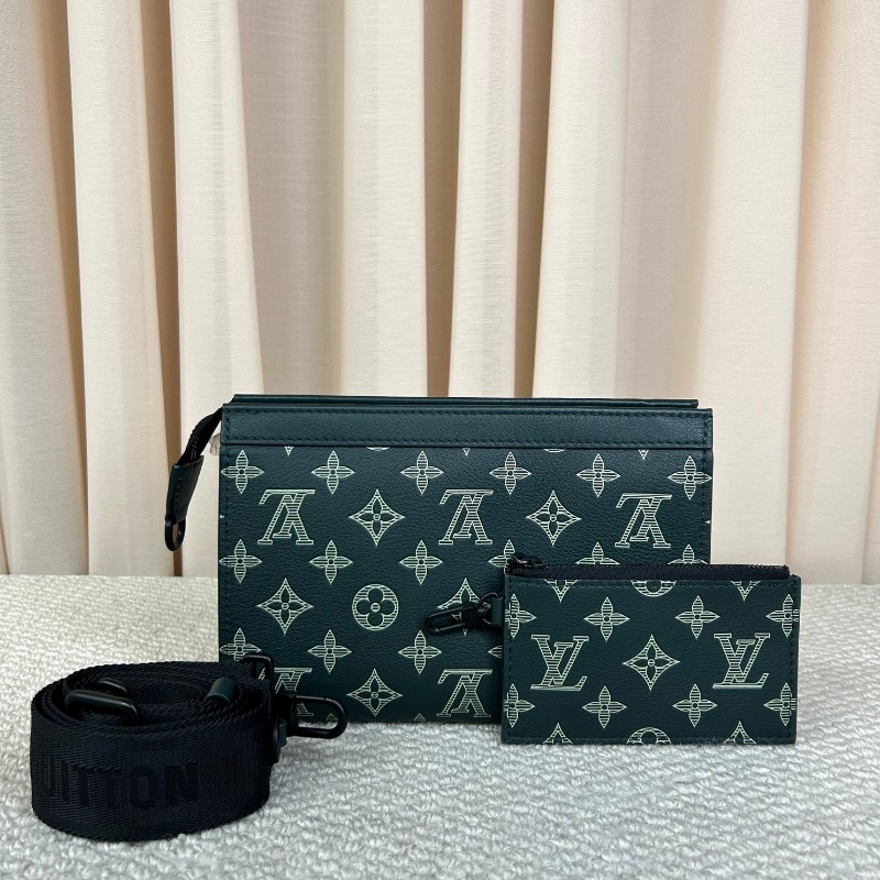 ghh hz LV路易威登深綠色Gaston二合一 老花滿印 可拆分使用 配肩帶和子袋 可單肩可斜挎 拉鍊順滑 內裡乾淨整潔 容量實用 日常通勤百搭-5