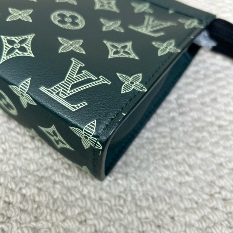 ghh hz LV路易威登深綠色Gaston二合一 老花滿印 可拆分使用 配肩帶和子袋 可單肩可斜挎 拉鍊順滑 內裡乾淨整潔 容量實用 日常通勤百搭-10