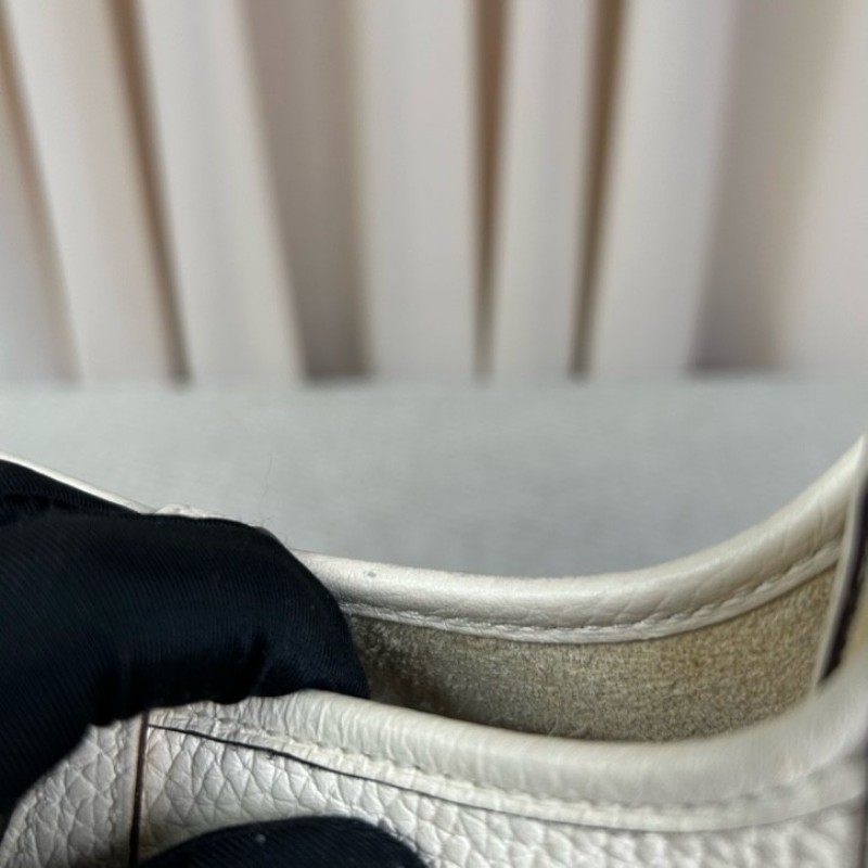 HERMES愛馬仕mini evelyne 奶油白 銀扣 U刻 無肩帶 皮質柔軟細膩 容量實用 日常通勤、搭配都很百搭-16