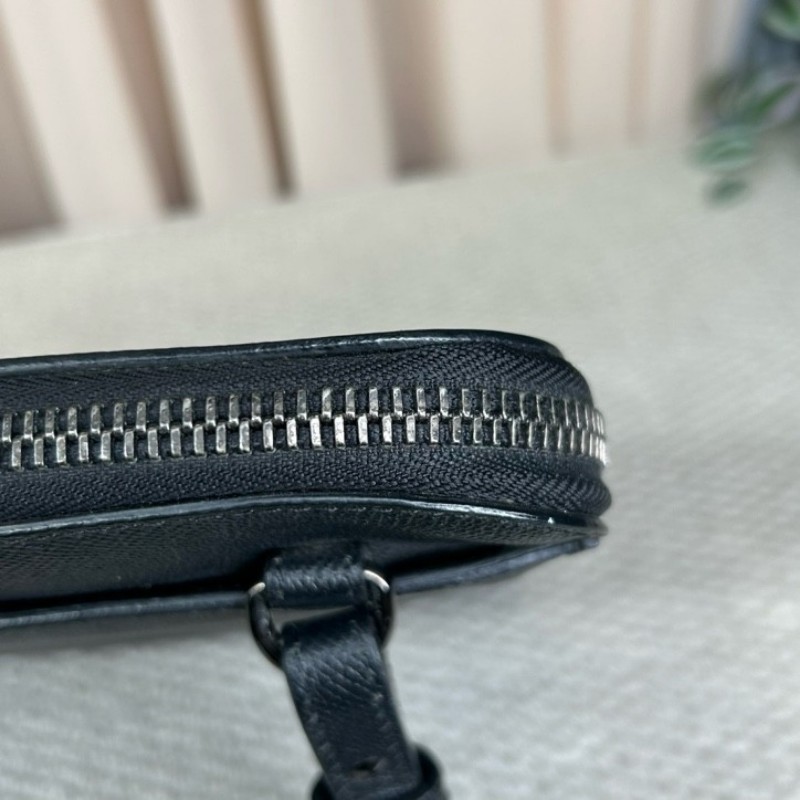 ghh hz 巴寶莉BURBERRY黑色公文包 內裡經典格紋 可單肩可斜挎 容量實用 適合商務通勤-15