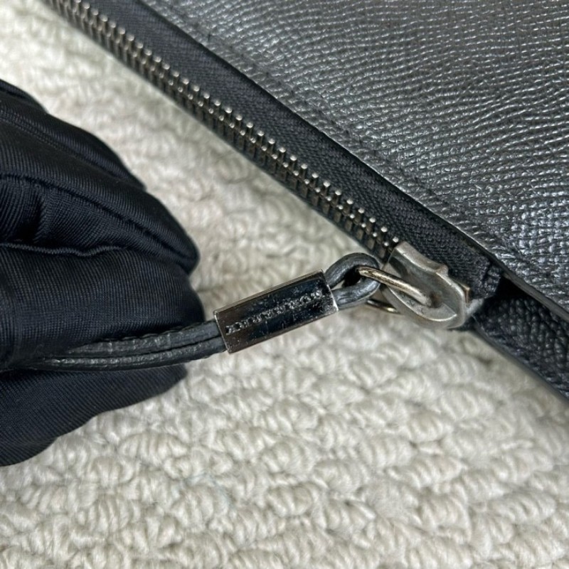 ghh hz 巴寶莉BURBERRY黑色公文包 內裡經典格紋 可單肩可斜挎 容量實用 適合商務通勤-18