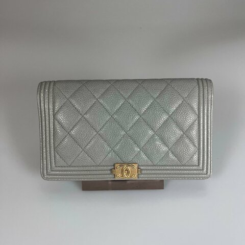 CHANEL BOY 對開長夾荔枝灰 保卡款22開