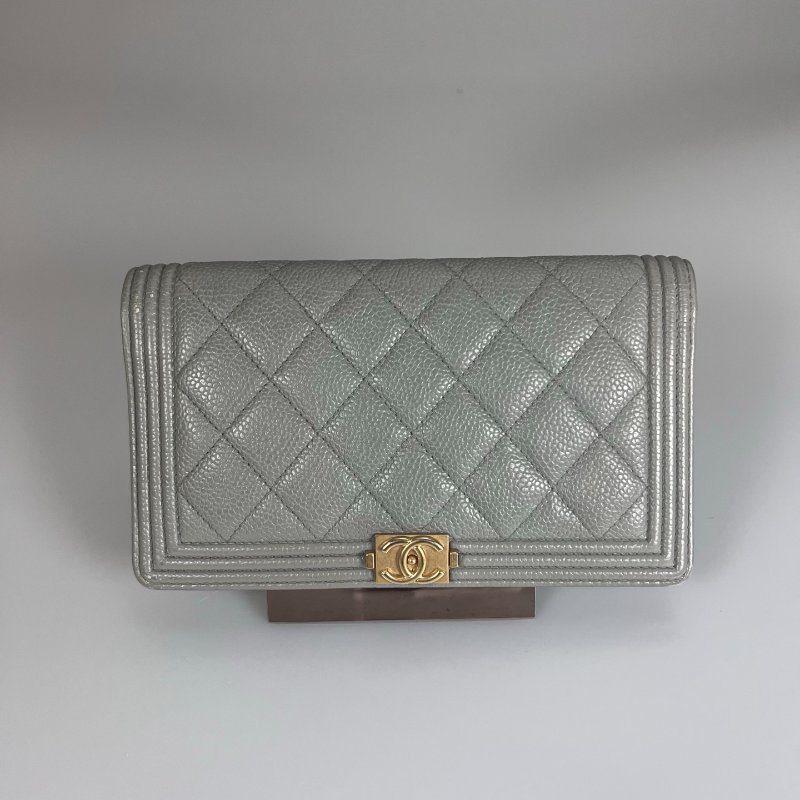 CHANEL BOY 對開長夾荔枝灰 保卡款22開-0