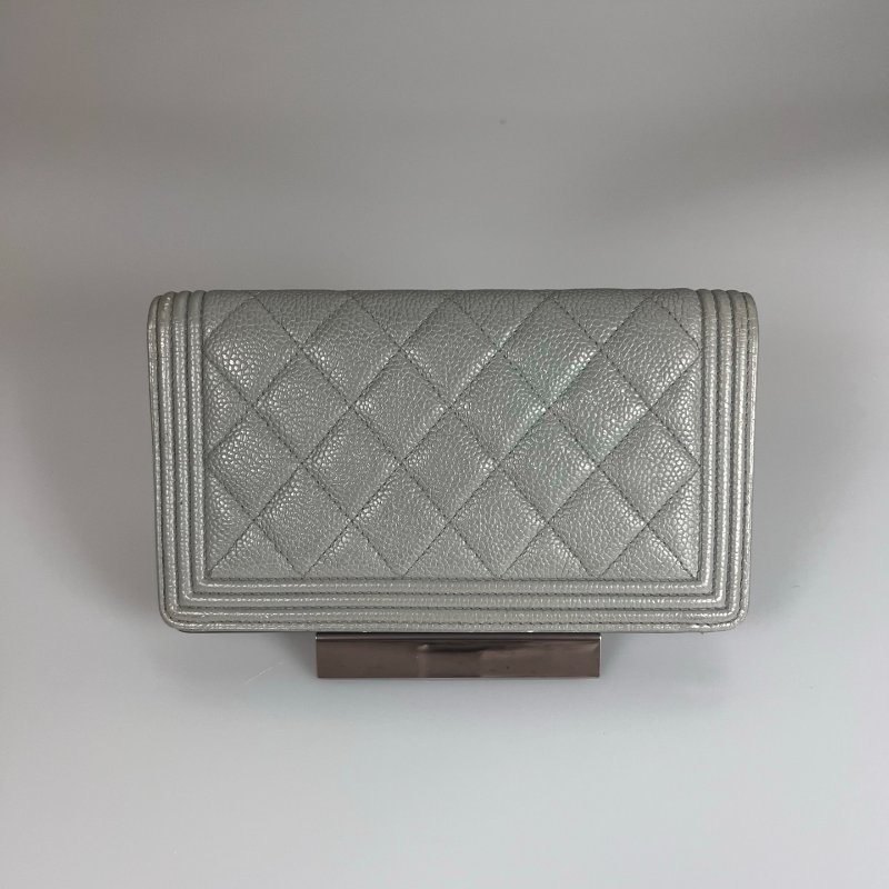 CHANEL BOY 對開長夾荔枝灰 保卡款22開-1