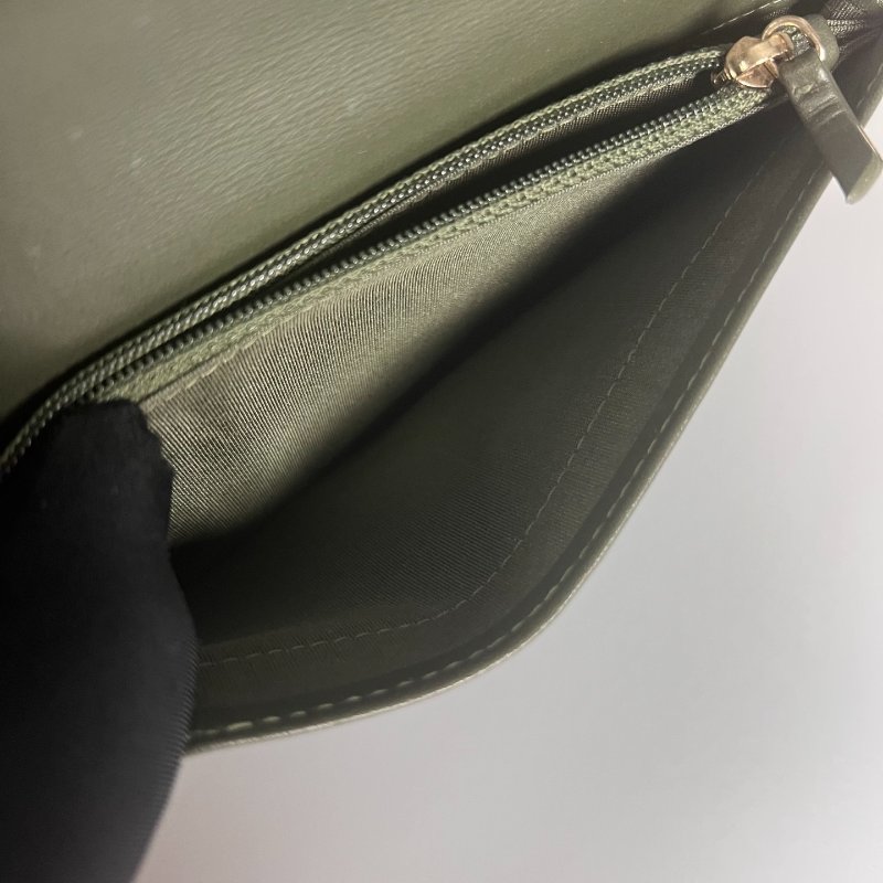 CHANEL BOY 對開長夾荔枝灰 保卡款22開-5