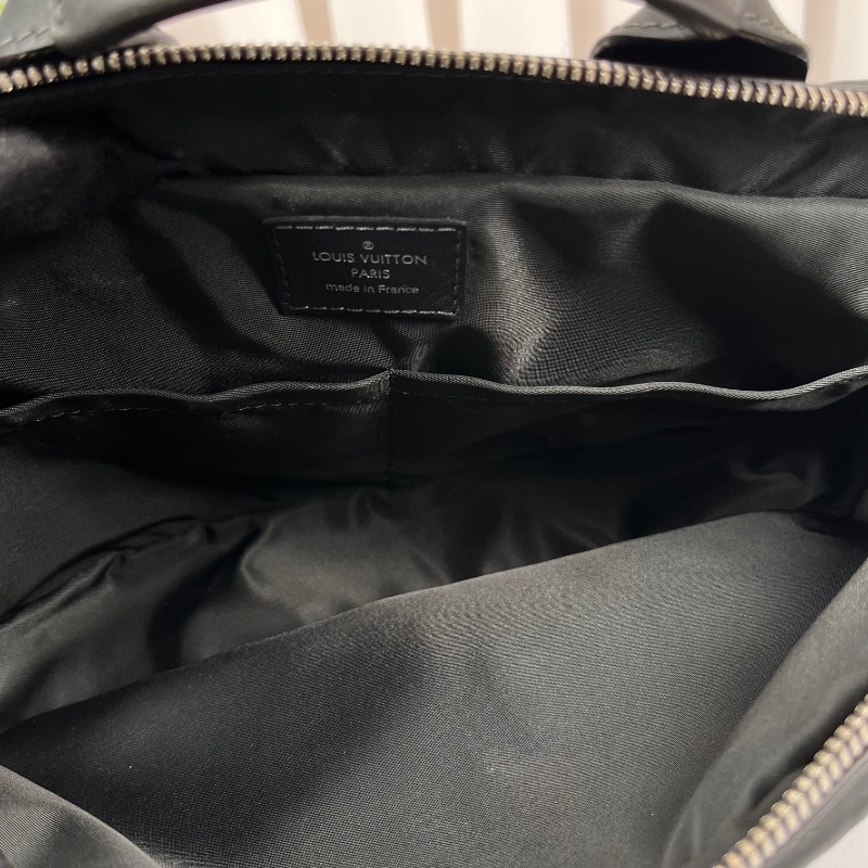 LV路易威登 限量美洲杯牛皮手提包斜挎包 小牛皮非常軟糯 容量適中 適合日常通勤使用 又酷又有型-12