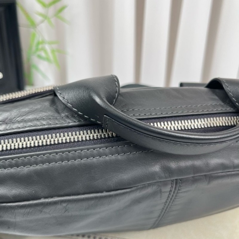 LV路易威登 限量美洲杯牛皮手提包斜挎包 小牛皮非常軟糯 容量適中 適合日常通勤使用 又酷又有型-14