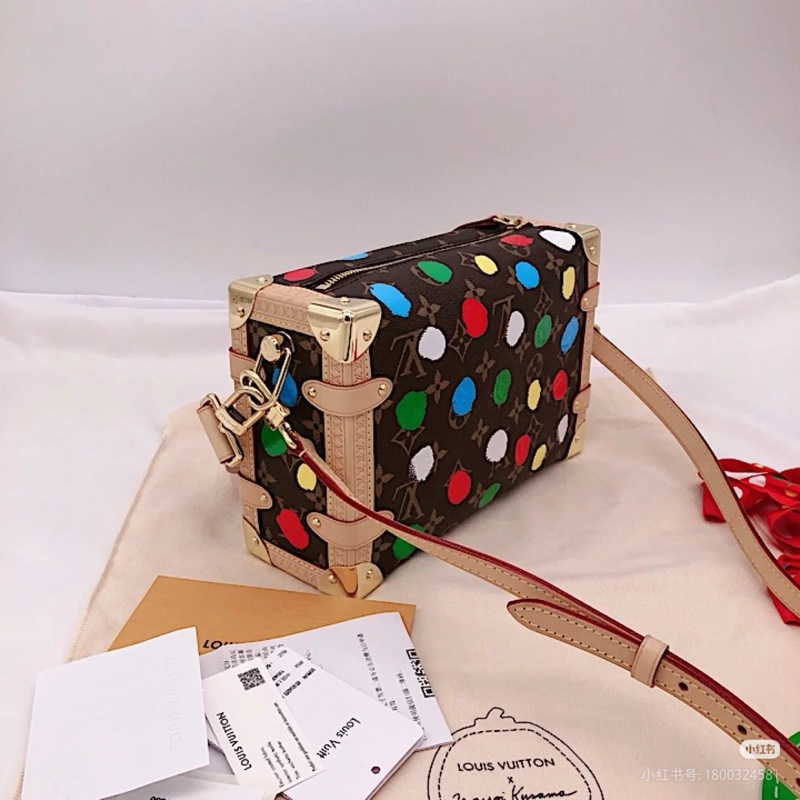 Lv 草間彌生聯名款side trunk軟盒子 中號。-1