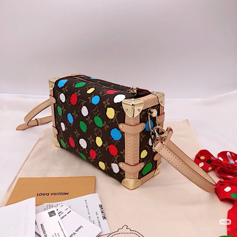 Lv 草間彌生聯名款side trunk軟盒子 中號。-2