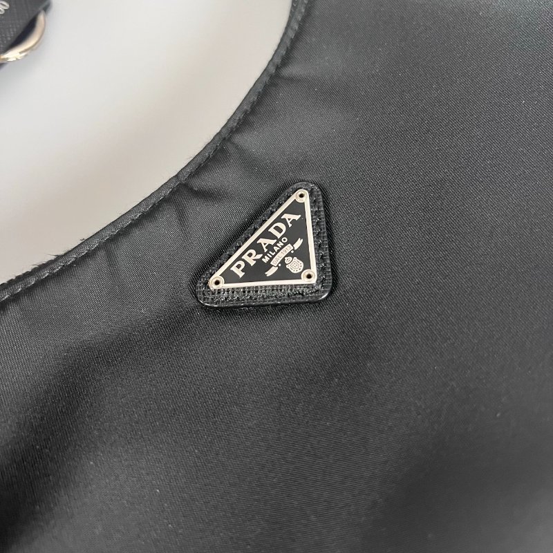 PRADA 1NE515 黑尼龍單肩HOBO包-6