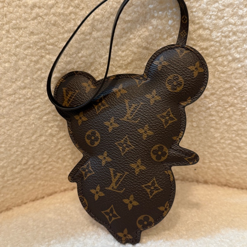 LV x TM Panda Charm-2