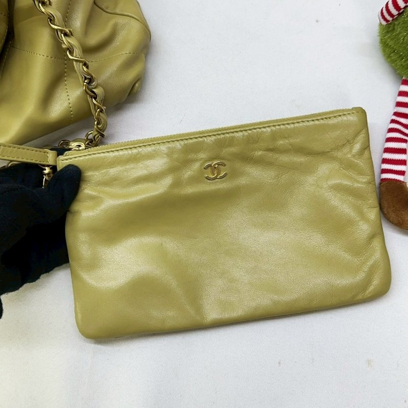 CHANEL 中號22包牛油果綠-5