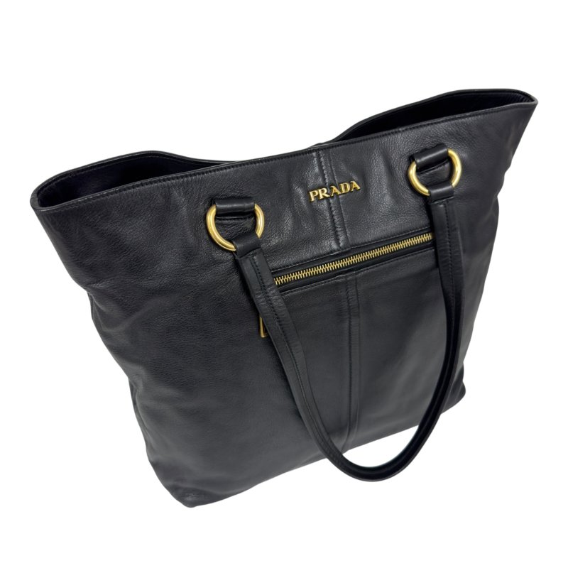 PRADA 肩背包-16