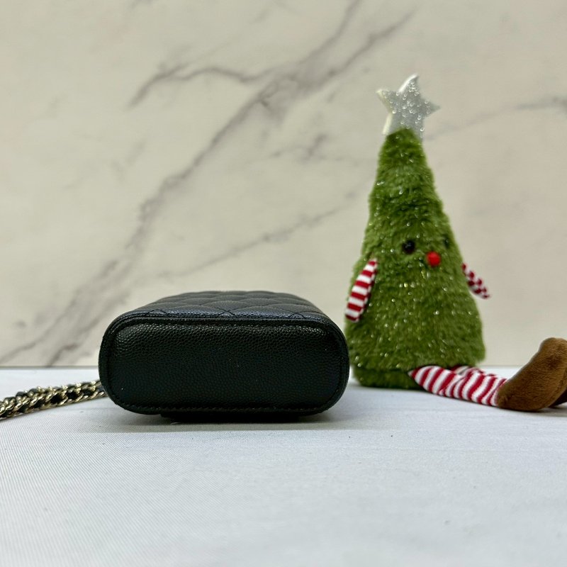 CHANEL 荔枝牛鏈帶手機包-5