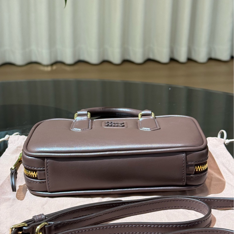 繆繆/Miu Miu 小保齡球 石楠木色 Arcadie皮 10.5×22×7.5cm-3