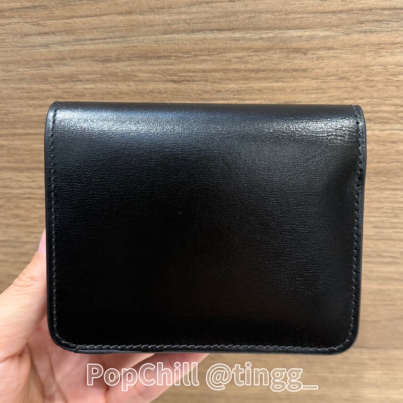 Celine 凱旋門黑牛皮Triomphe金釦下蓋5卡短夾零錢包10K623DPV.38NO-1