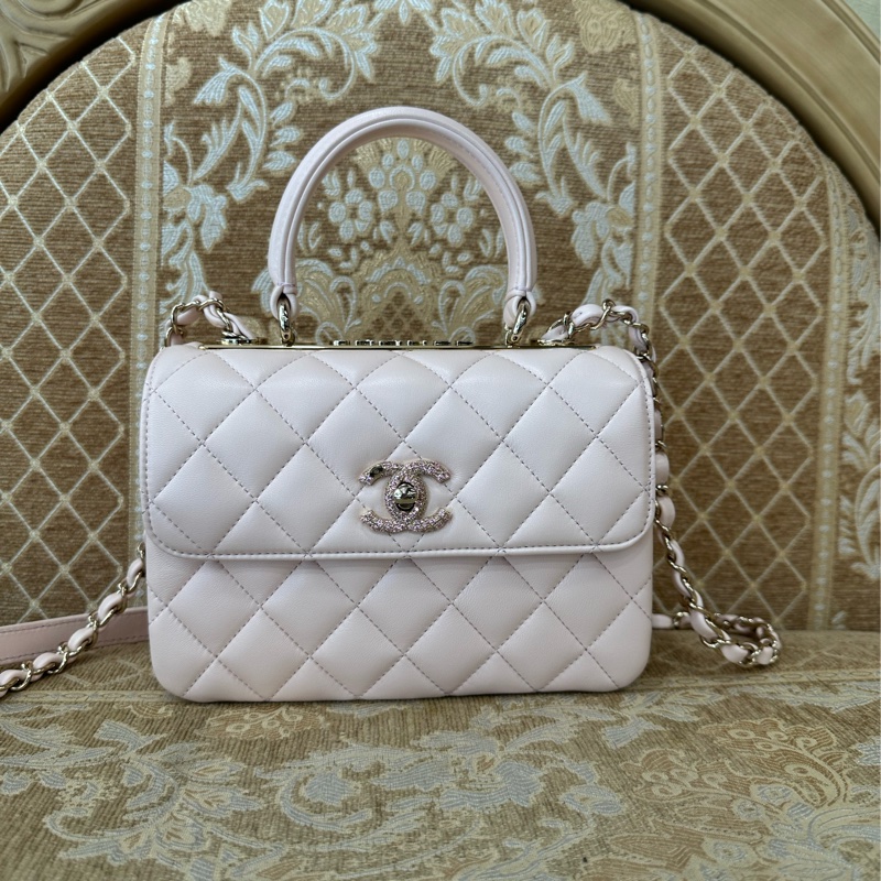 Chanel 粉羊皮菱格粉鑽淡金釦Mini Trendy CC手提斜背包 AS4654-0