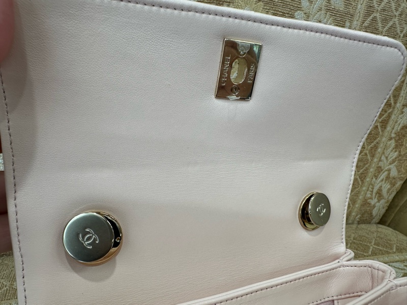 Chanel 粉羊皮菱格粉鑽淡金釦Mini Trendy CC手提斜背包 AS4654-10