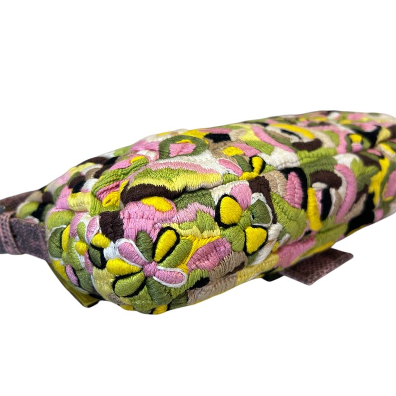 FENDI多花卉刺繡法棍包-4