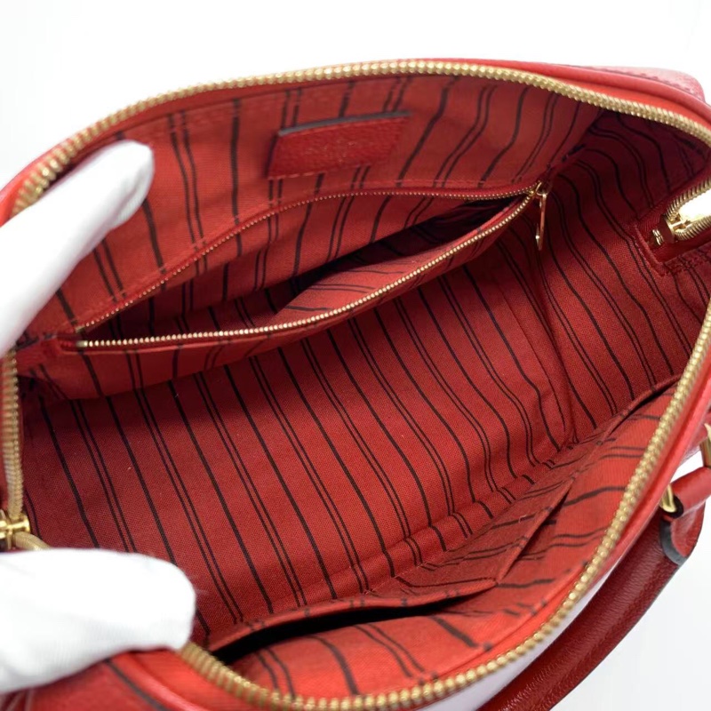 二手LV路易威登 Speedy25紅色壓紋斜挎包，2016購入，邊角有輕微磨損-3